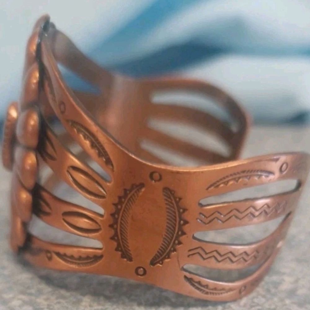 Vintage Bell Trading Post Solid Copper and Faux Turquoise Floral Cuff Bracelet - Picture 3 of 8